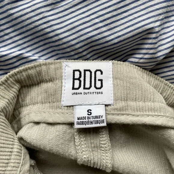 Pleated Corduroy Mini Skirt - Picture 3 of 3